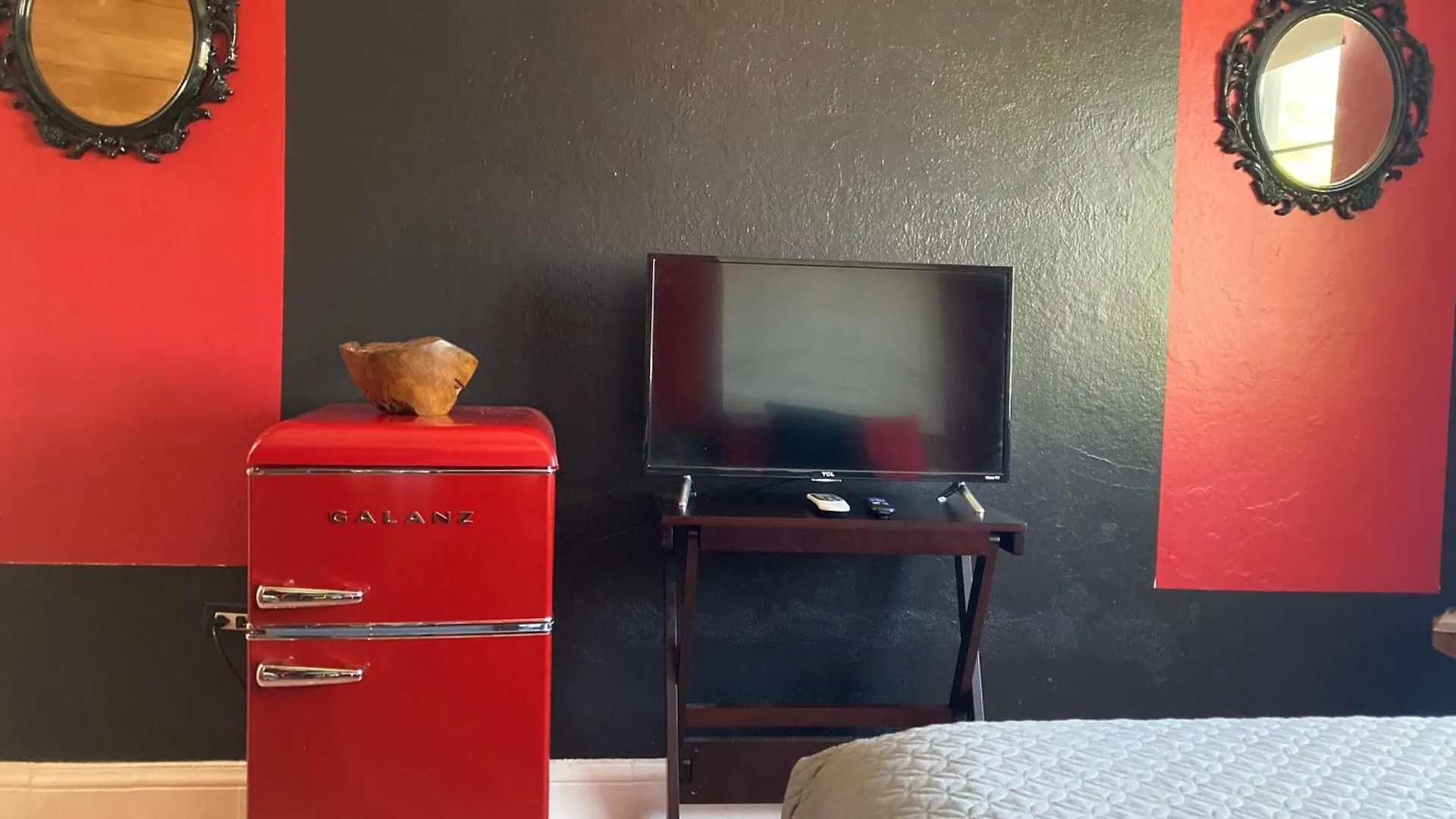 Apartment Tropical 2 Bedroom Spacious Next To Pool (Adults Only)