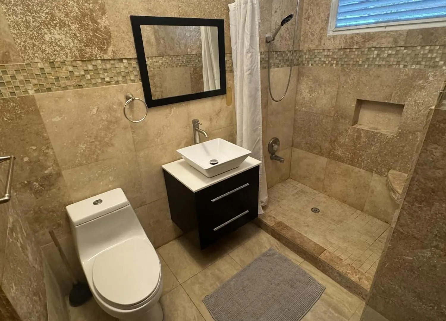 Apartment Tropical 2 Bedroom Spacious Next To Pool (Adults Only)