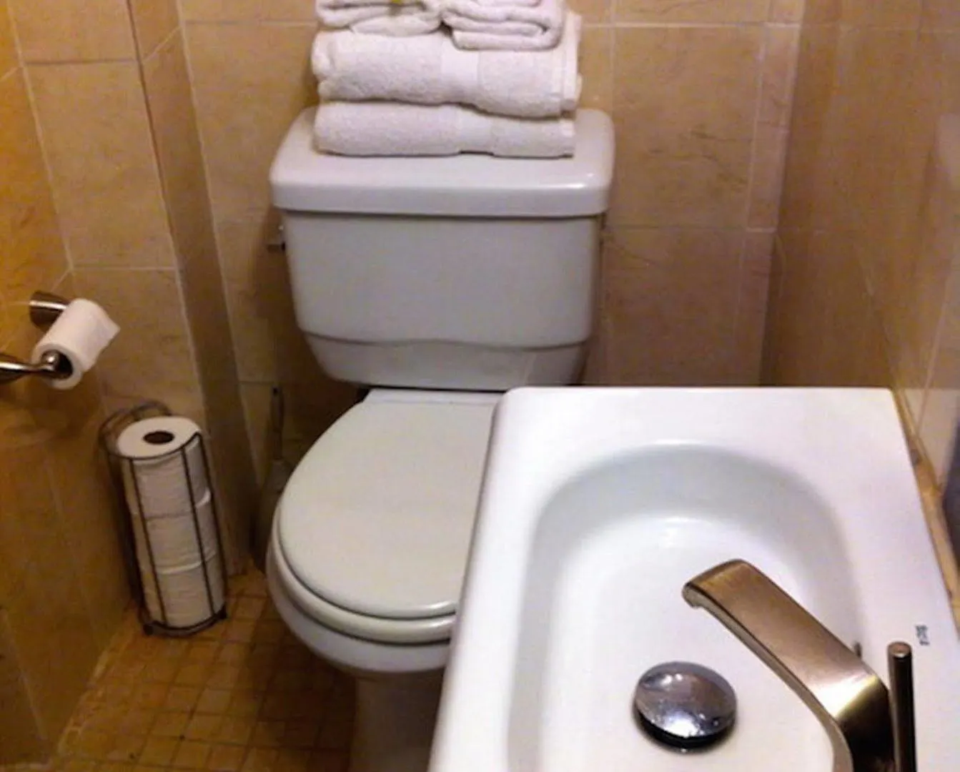 Studio With Modern Amenities, Walk-In Shower, Jacuzzi, Beach, And Pool, (Adults Only) شقة سان خوان
